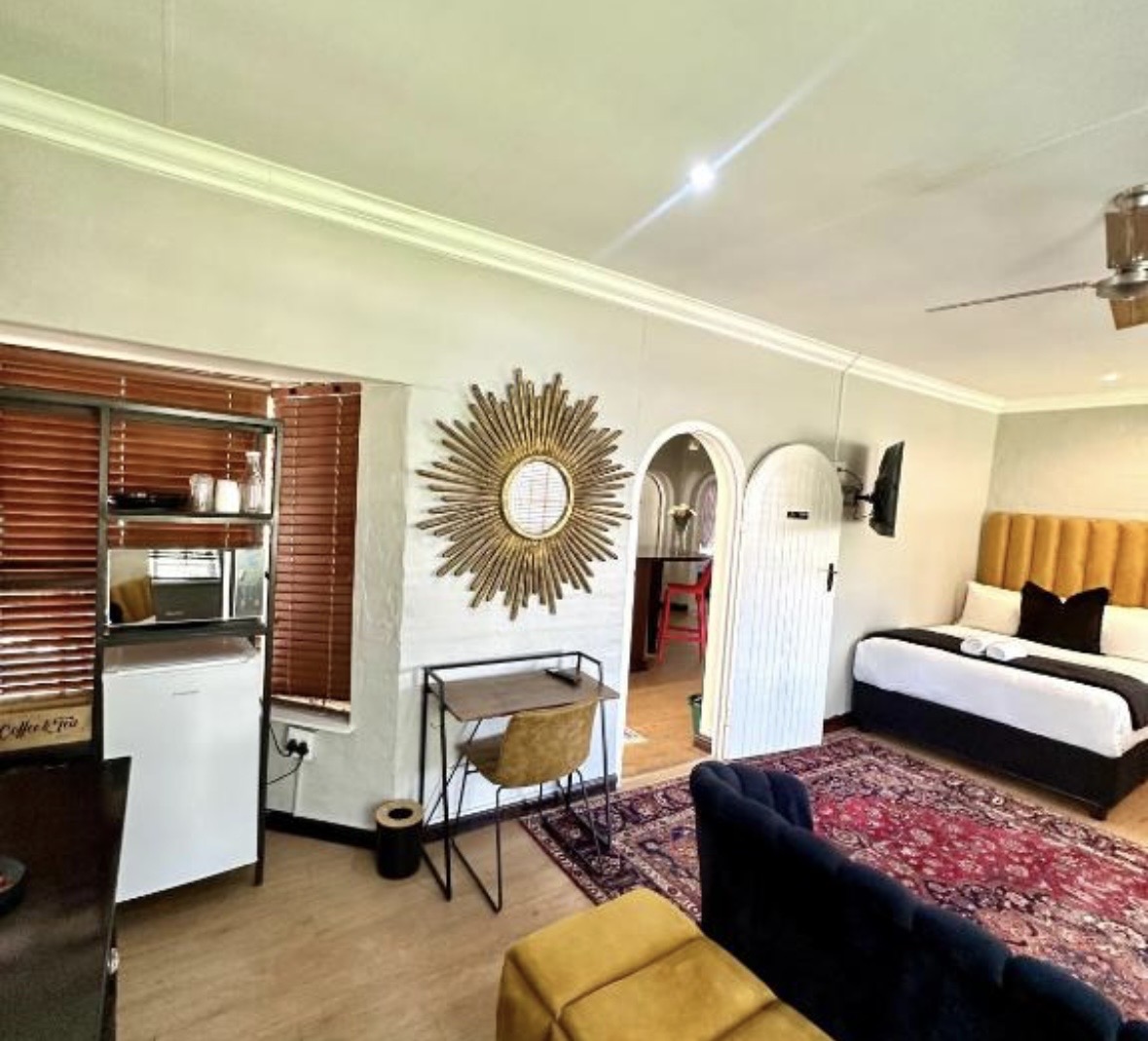 Queen room with pool view at Cherry Nest